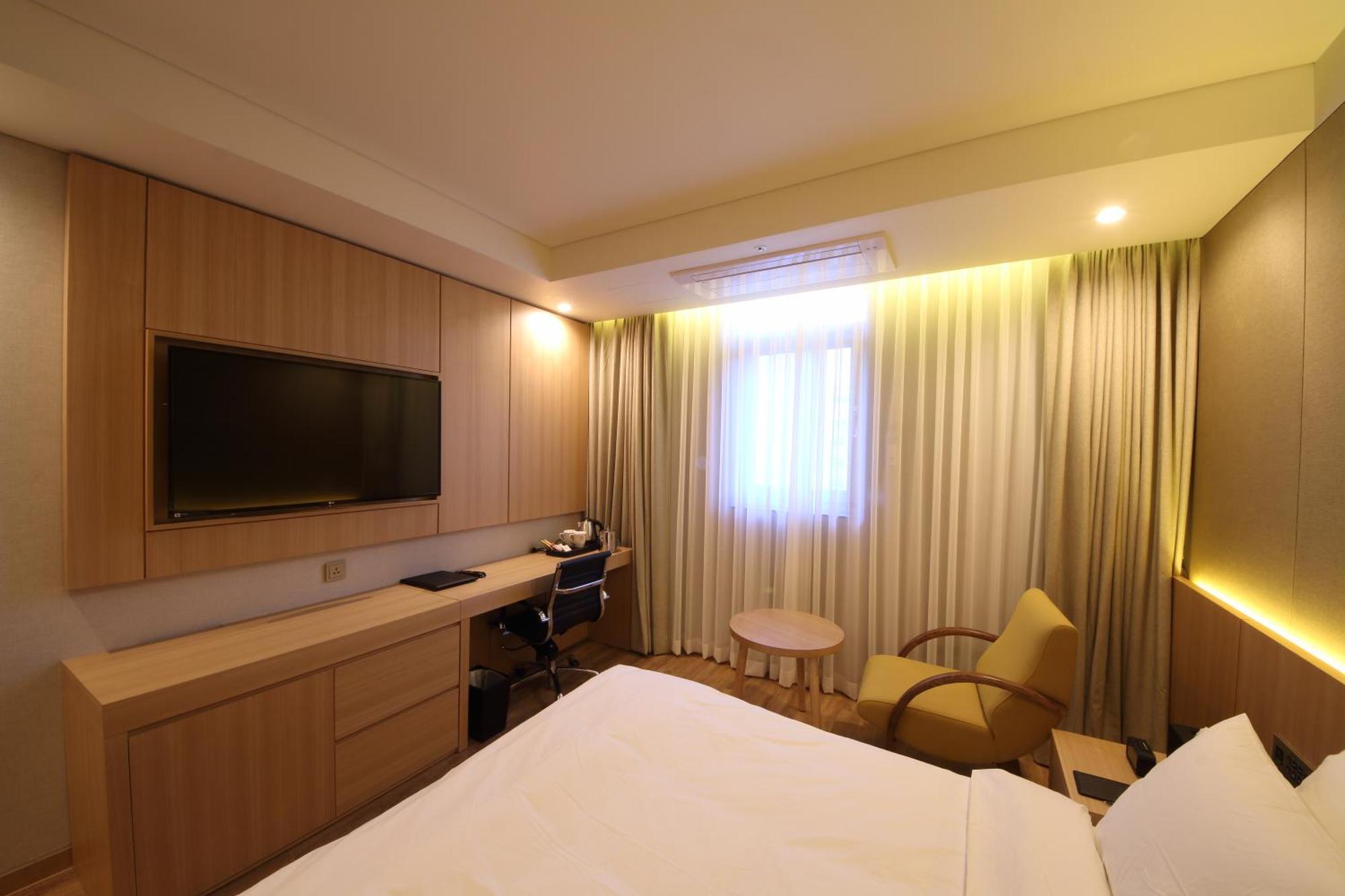 Benikea The H Hotel Hwaseong Exterior foto