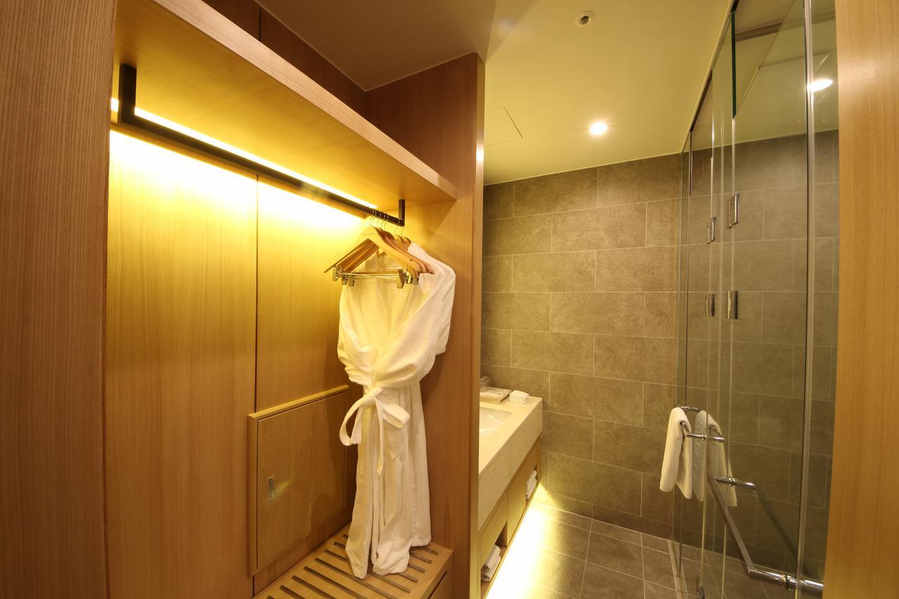 Benikea The H Hotel Hwaseong Exterior foto