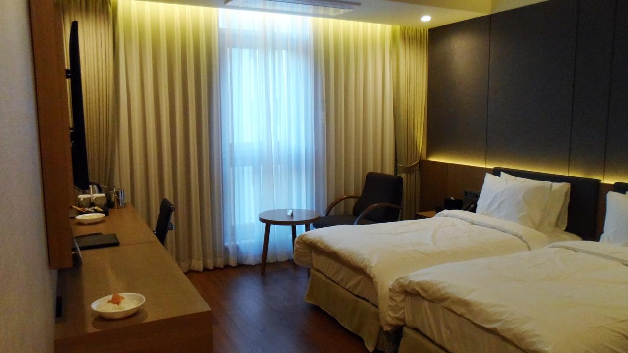 Benikea The H Hotel Hwaseong Exterior foto
